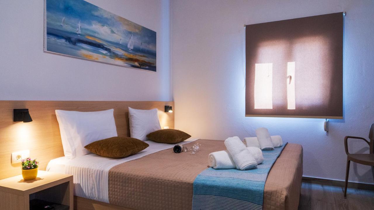 Nicole Rooms Palaiochora Exterior photo
